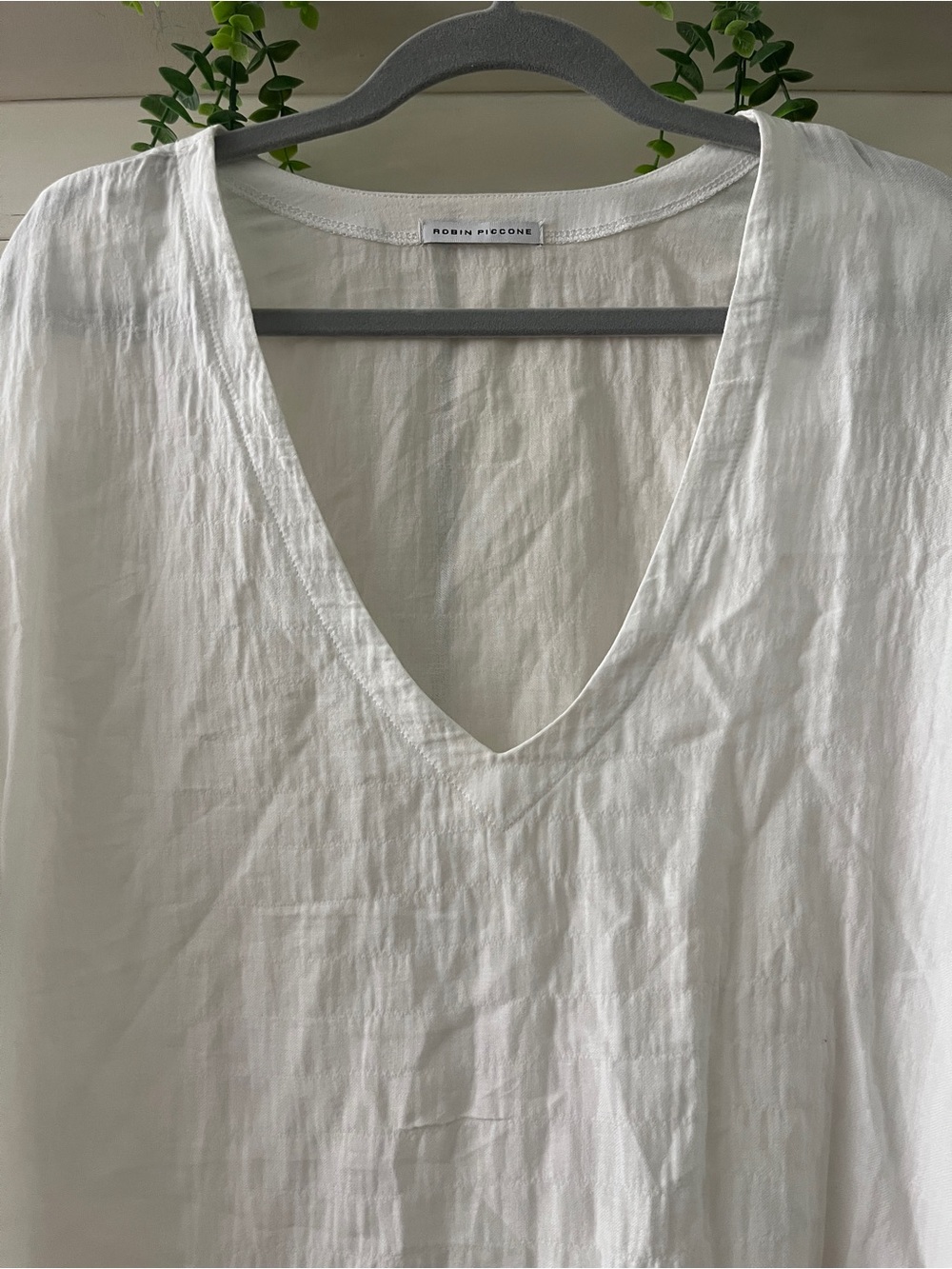 Robin Piccone White V-Neck Linen Swim Coverup Tunic - Picture 4 of 5